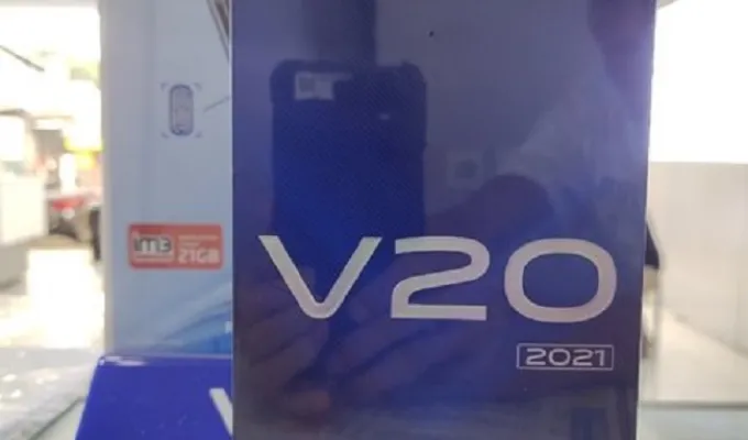 Vivo V20 8gb/128gb box pack LIMITED STOCK - photo 1