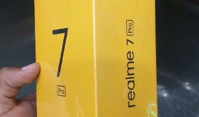 Realme 7 pro box pack brand new pta register - photo 1