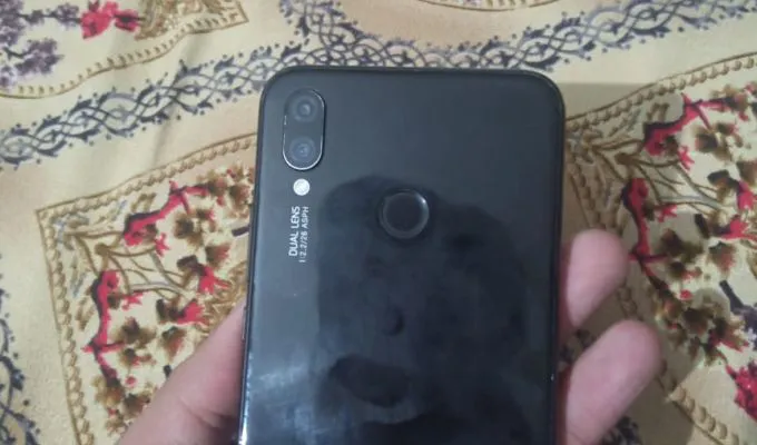 Huawei nova 3i - photo 3
