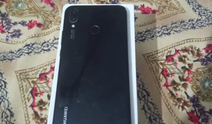 Huawei nova 3i - photo 2