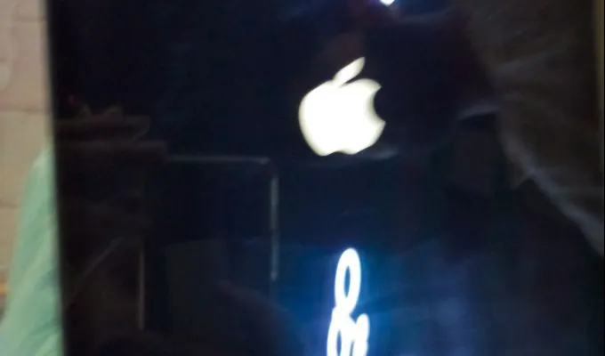 Ipad 8th Gen 32 GB Urgent Sale - photo 1