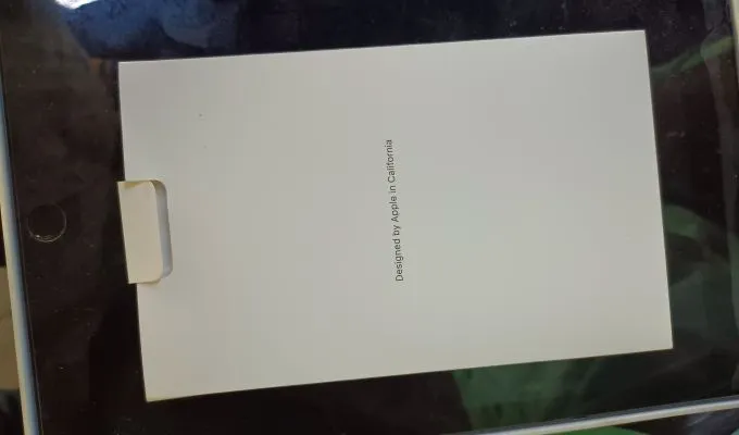 Ipad 8th Gen 32 GB Urgent Sale - photo 2