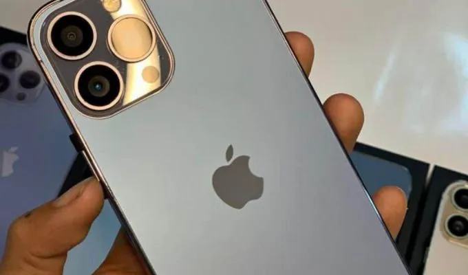 IPhone 13 pro max high quality - photo 1
