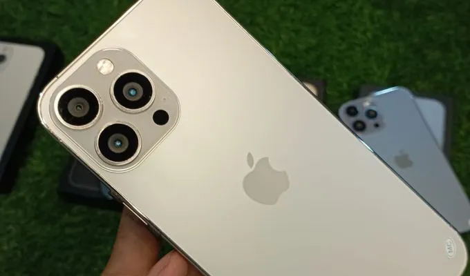 IPhone 13 pro max high quality - photo 2
