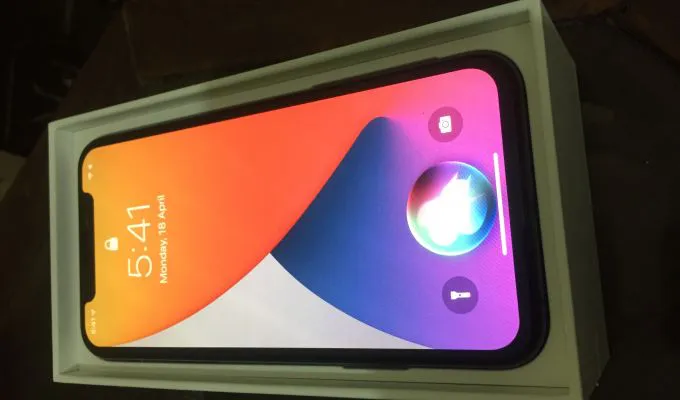 Iphone xs - photo 2
