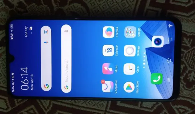 Vivo v11 4/128 - photo 1