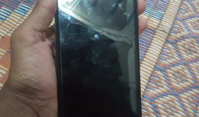 Itni achi mobile srif 25000 mein - photo 1