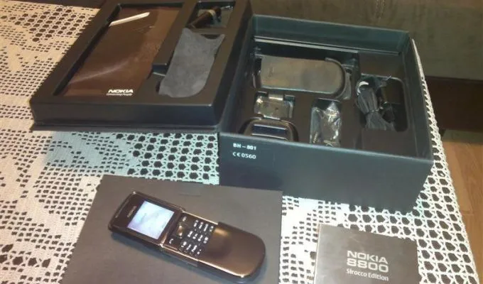 Nokia 8800 Sirocco Edition brand new box pack pta register - photo 1