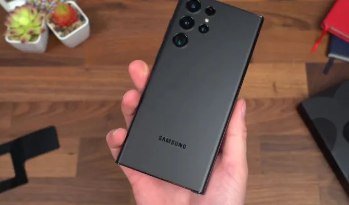 SAMSUNG S22 ULTRA