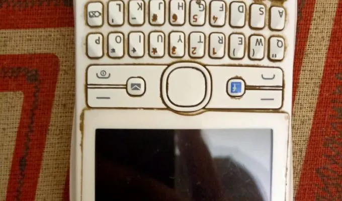 Nokia Asha 205 - photo 3