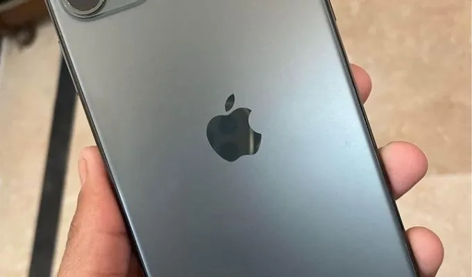 Iphone 11 pro 256gb with orignal accessories - photo 1