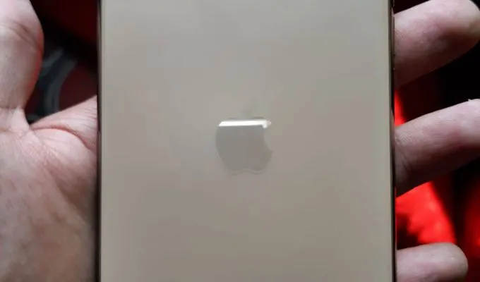 Iphone 11 pro max gold colour 256gb - photo 2