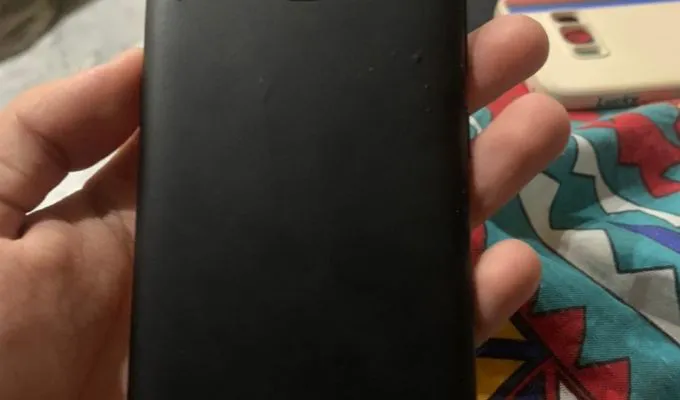 Samsung S8 (non pta) - photo 3