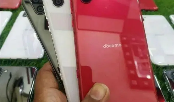 Sharp AQUOS R3 5g - photo 1