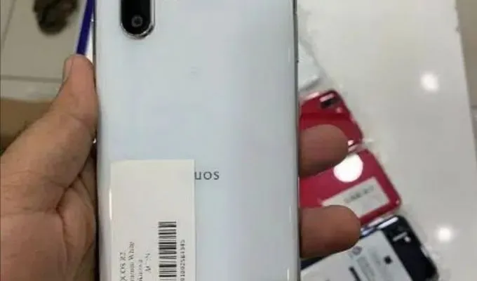 Sharp AQUOS R3 5g - photo 3