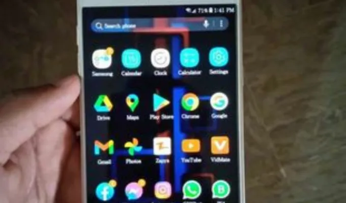 Samsung Galaxy C7 - photo 1