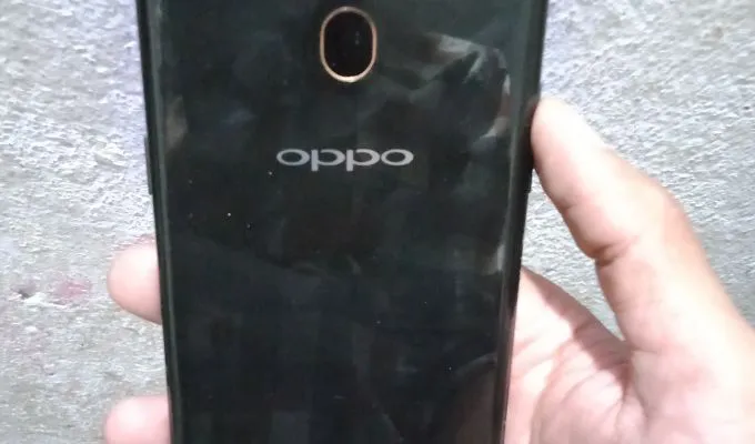 Oppo a5s - photo 1
