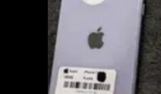 I phone 11 - photo 1