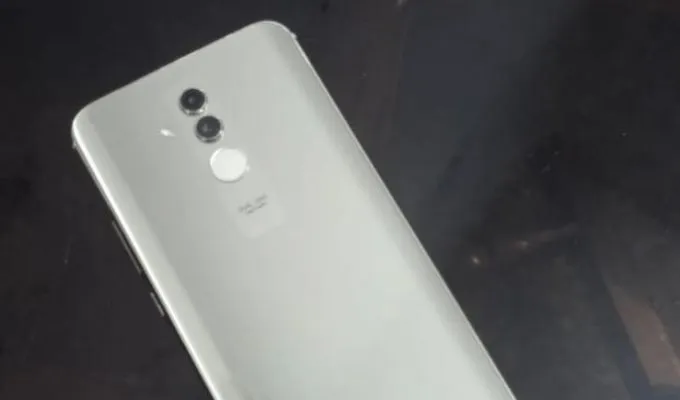 Mobile phone huawei - photo 2