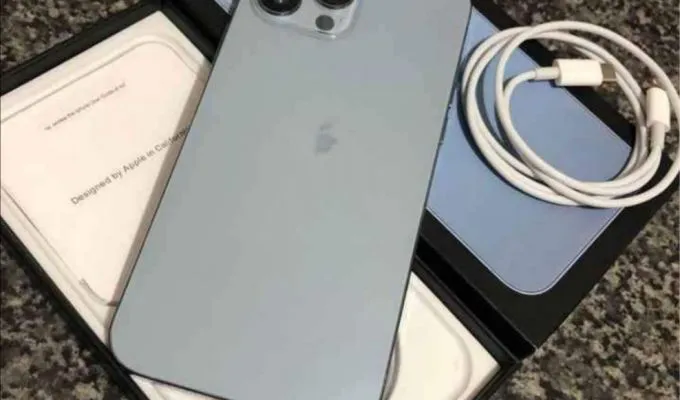 IPhone 13 Pro Max - photo 2