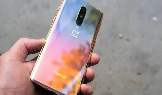 OnePlus 8 - photo 1