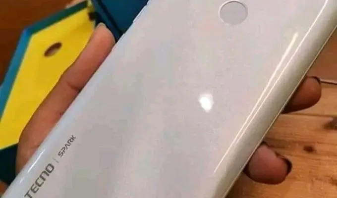 Tecno spark 6 go 4GB/64GB good mobile - photo 2
