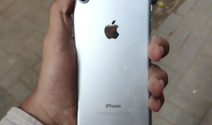 I PHONE 7 NON PTA - photo 1