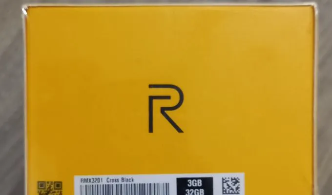 Realme C21 3/32 with one year warranty for sale - photo 1