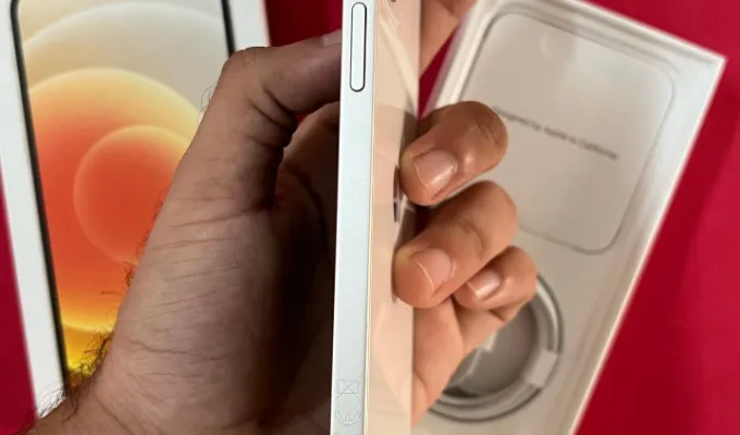 iPhone 12 brand new fresh piece 64 gb