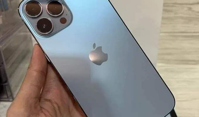 iPhone 13 pro max - photo 1