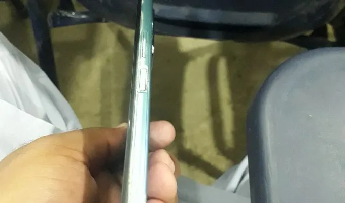 Vivo y20s Fully fresh condition Only 1 month use - photo 1
