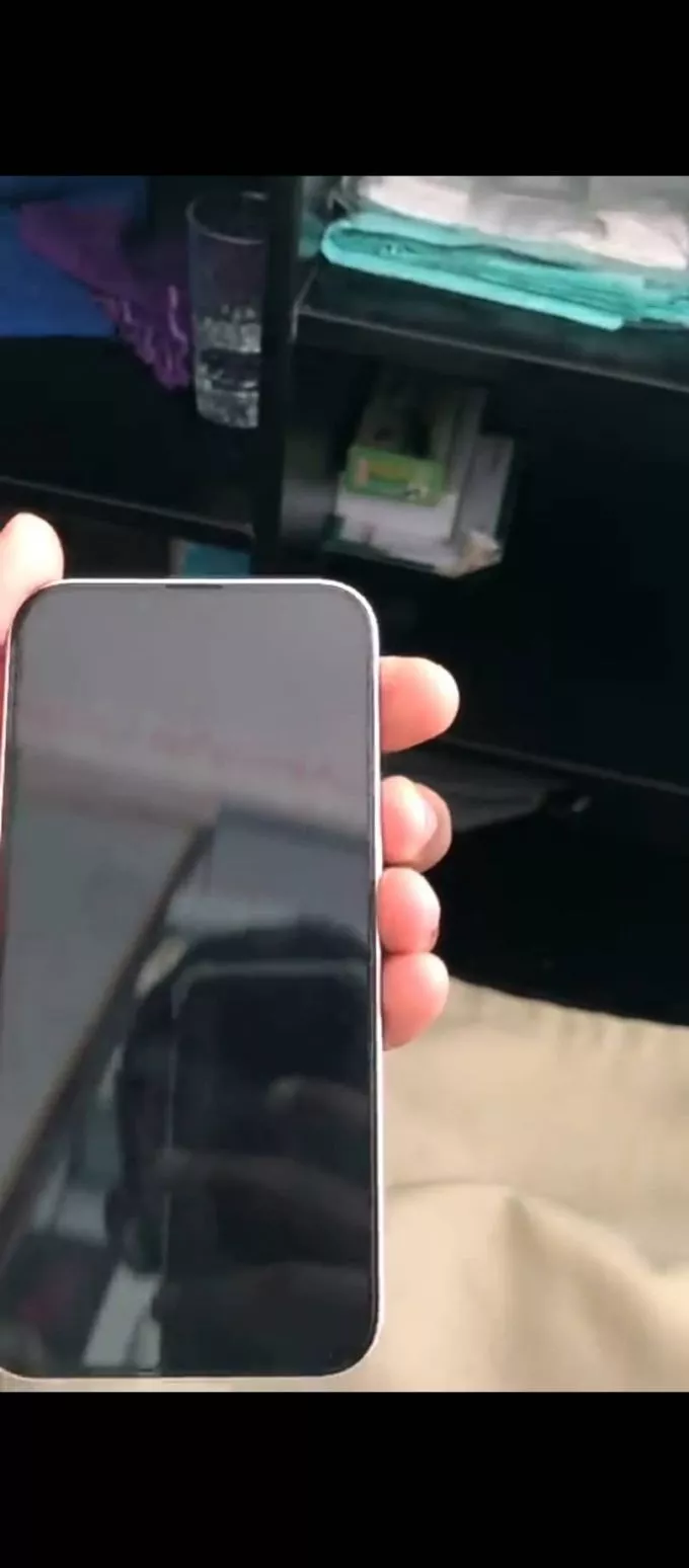 Iphone 13 powder pink - photo 3