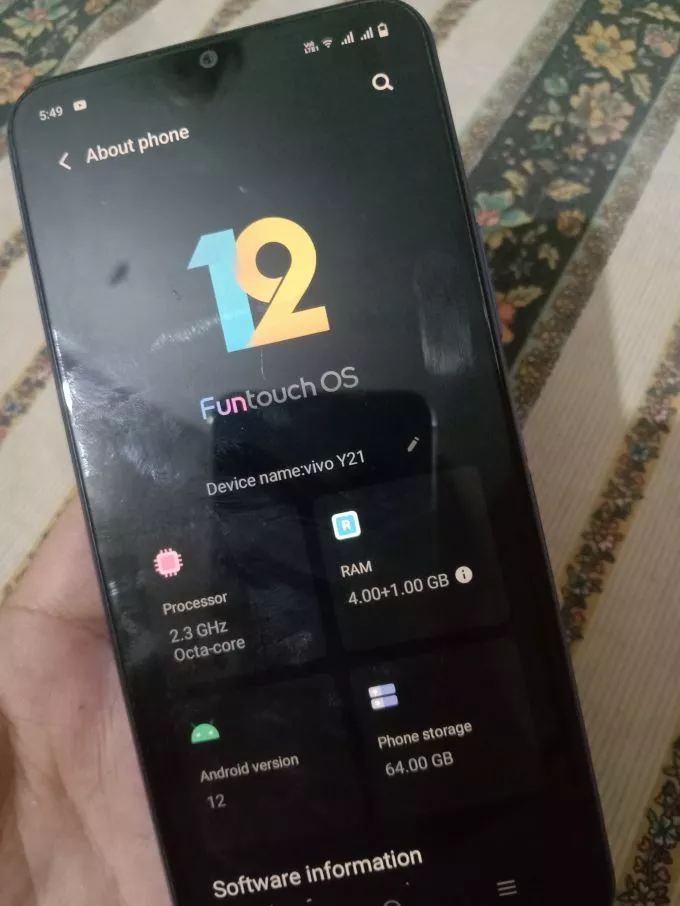 Vivo y21 - photo 1