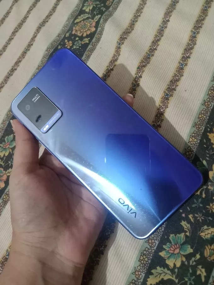 Vivo y21 - photo 2