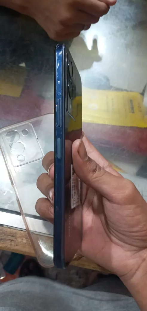 Infinix Note 12 8/128 - photo 2