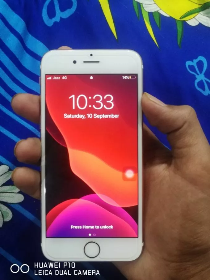 Iphone 6s condition 10/10 all of - photo 2