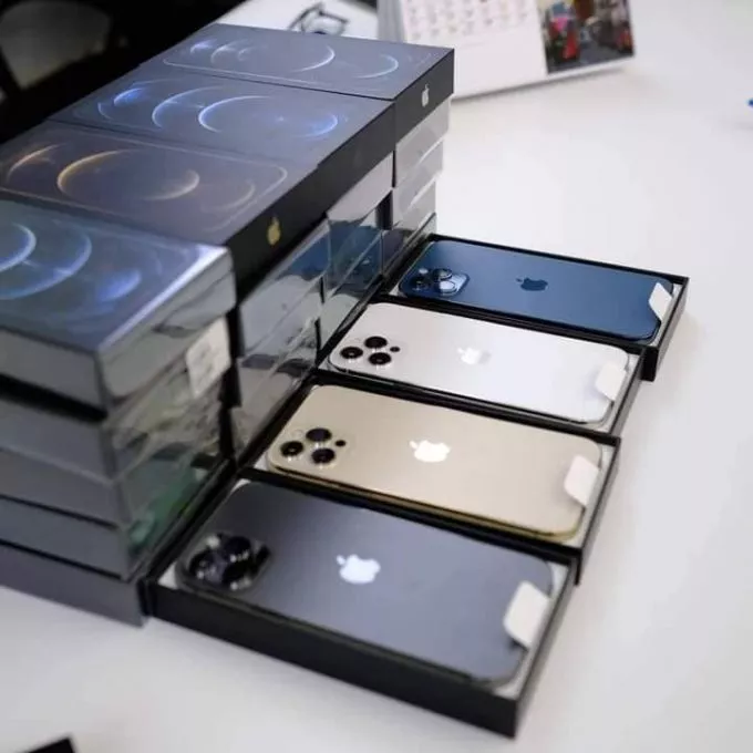 buy i Phone 13 pro max - photo 3