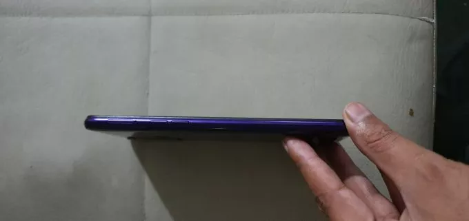 Realme 5 4/64 9/10 condition - photo 3