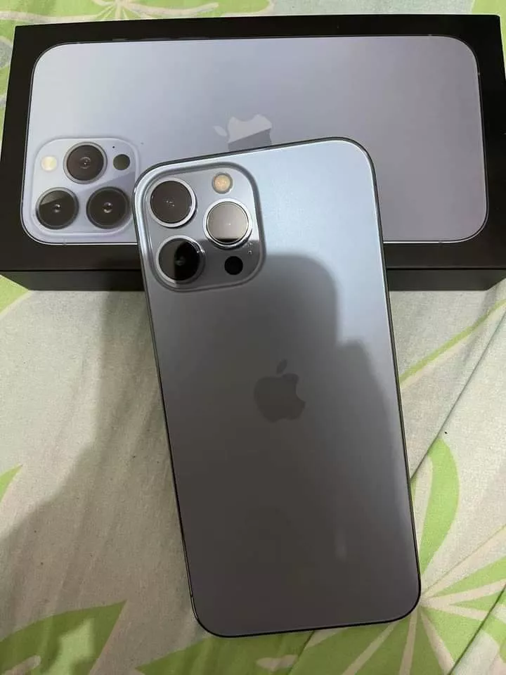 Iphone13 pro max USA - photo 2