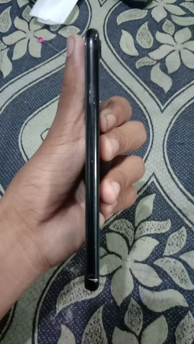 iPhone for sale - photo 1