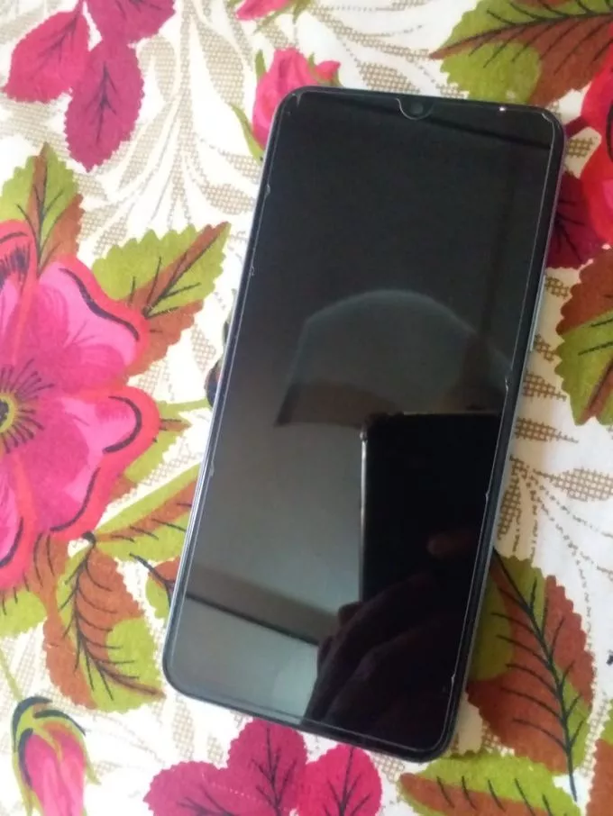 Vivo Y33s - photo 1
