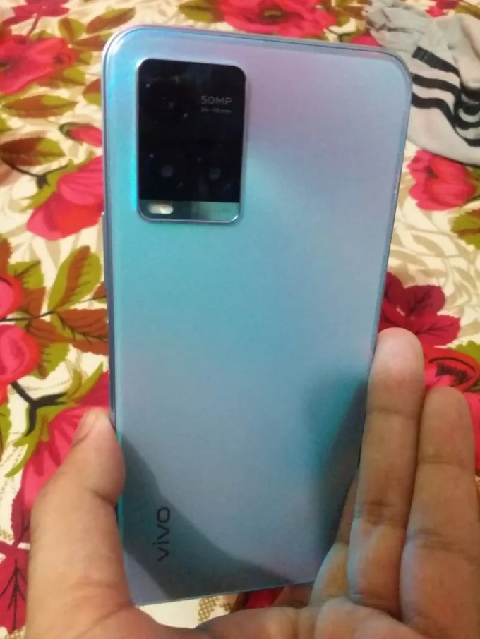 Vivo Y33s - photo 3