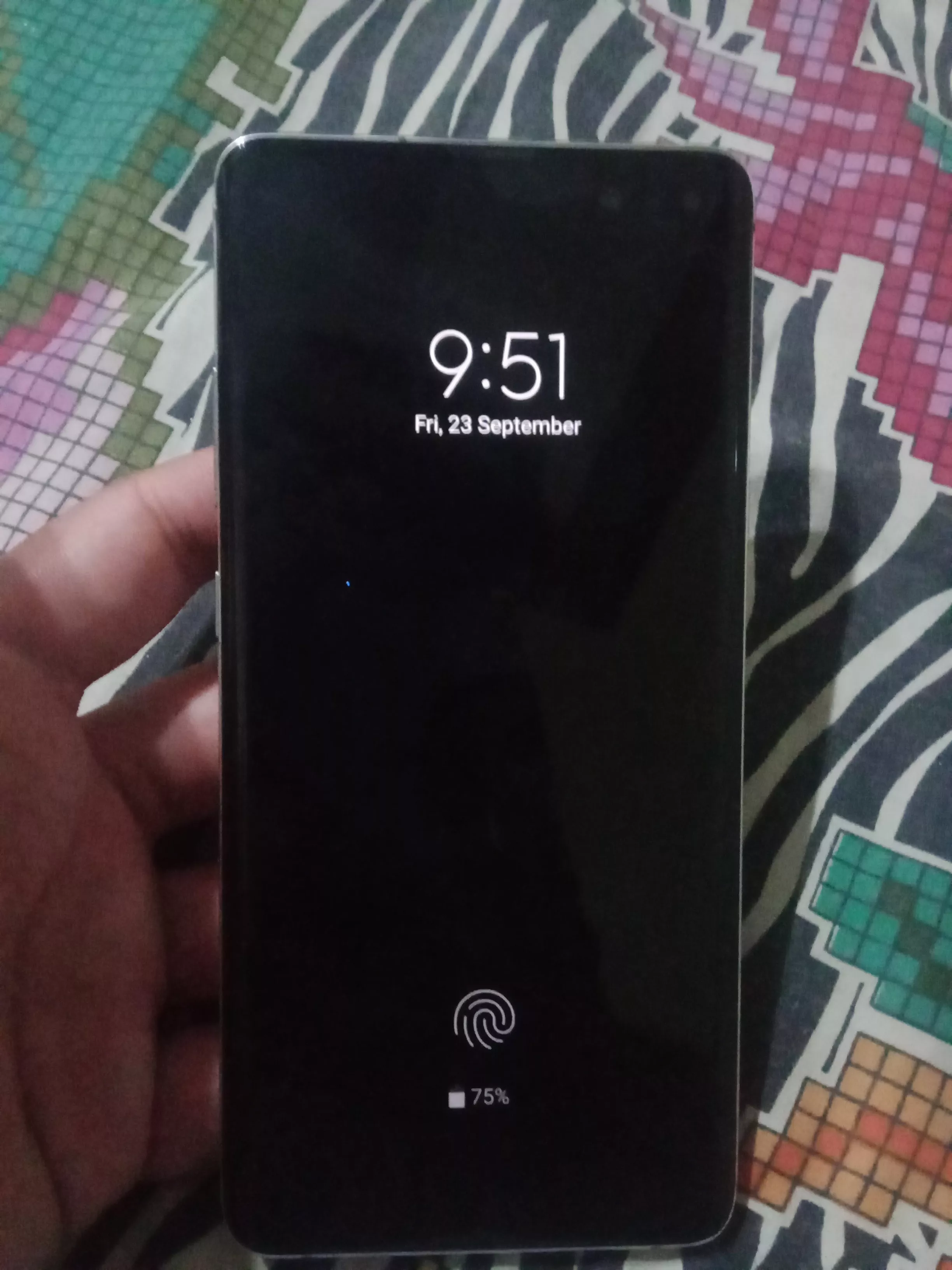 Samsung S10 PLUS 5G - photo 1