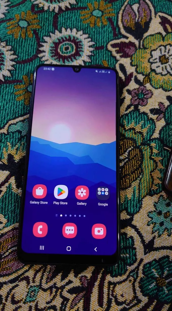 Samsung a31 - photo 2