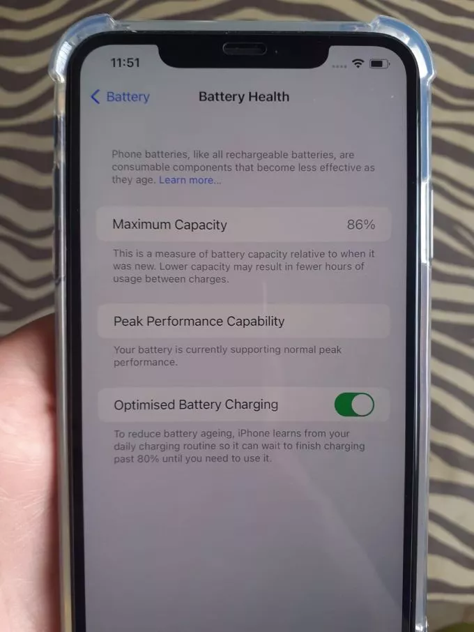 Iphone XS Max 64gb with Original Charger - photo 1