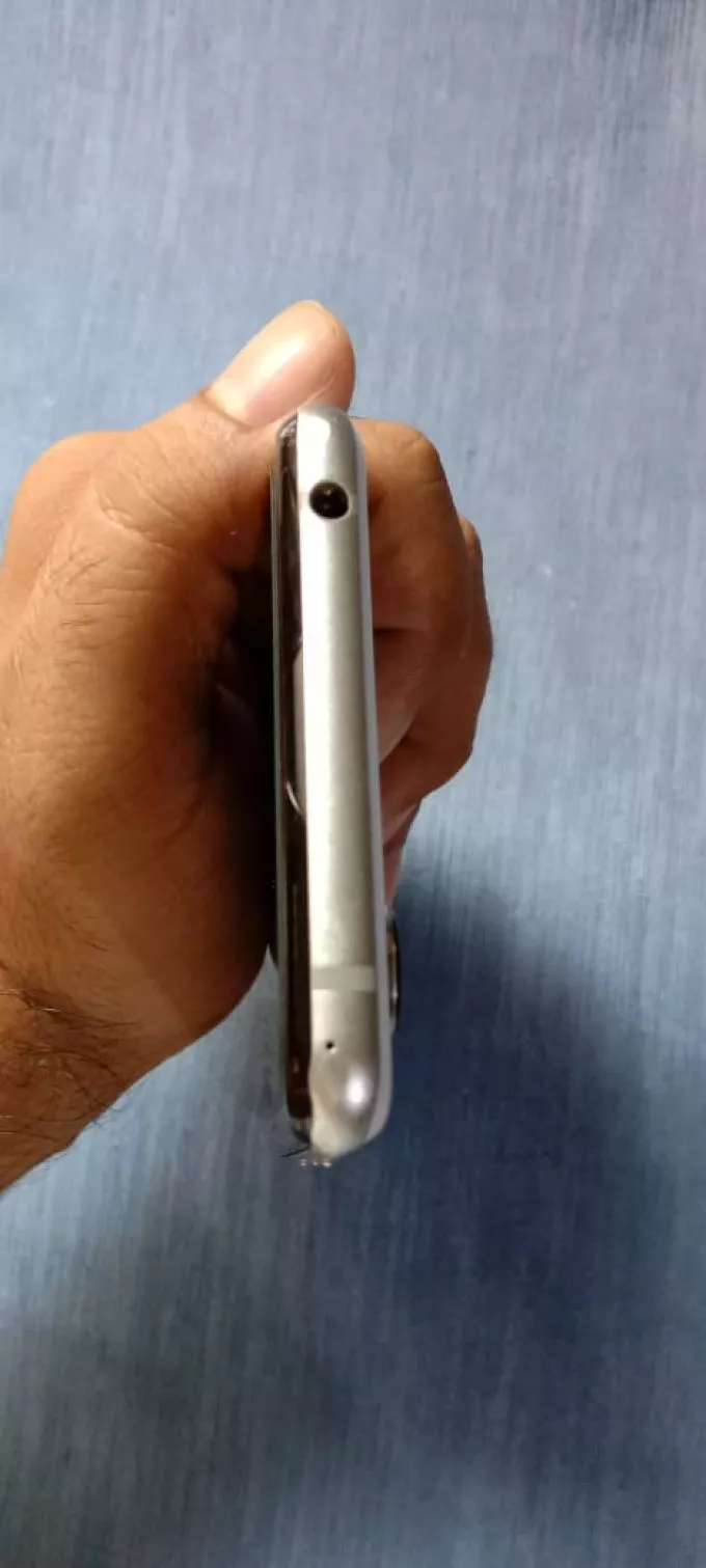 AQUOS R3 6/128 non pta - photo 3