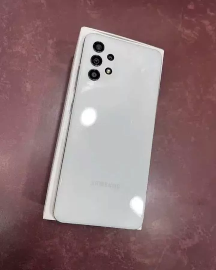 Samsung Galaxy A32 - photo 2