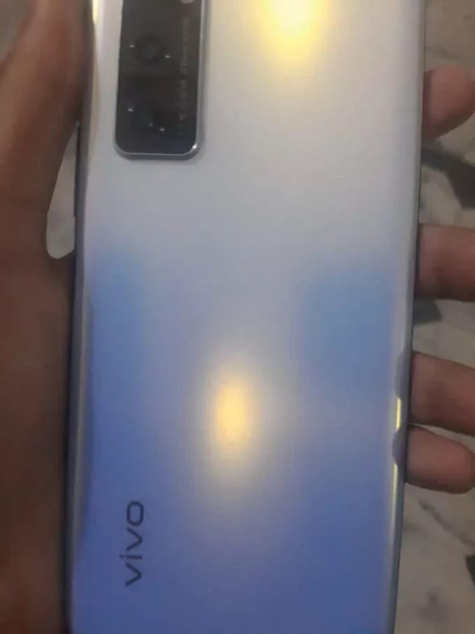 Vivo v20 SE 8/128 - photo 2