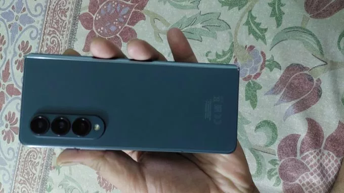 Samsung zfold 4 12/512GB non PTA URGENT SALE - photo 2