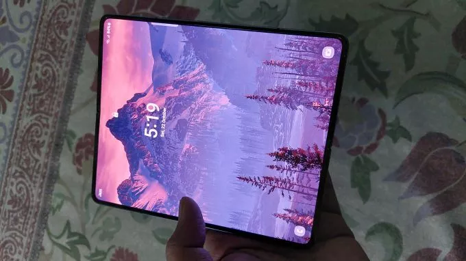 Samsung zfold 4 12/512GB non PTA URGENT SALE - photo 1